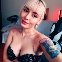 SaraleePoison_