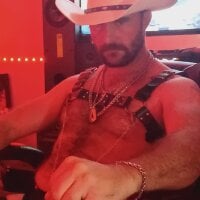 Daddylongleg690 webcam model