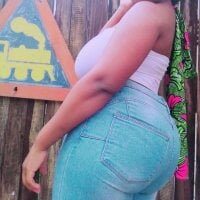 ZariiBigBoosLive Webcam