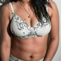 Your_bongbeauty143Live Webcam