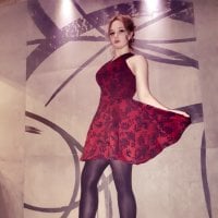 AdrianaDolls' Offline Chat Room