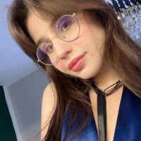 Tonya_Tatti webcam model