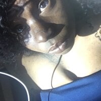 Goldxxnbitc's Offline Chat Room