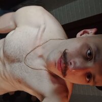 revided1's Offline Chat Room