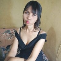 Yenyen1100 webcam model