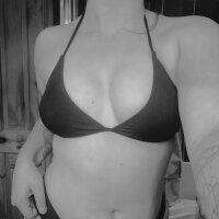 Minx_Angel's Offline Chat Room