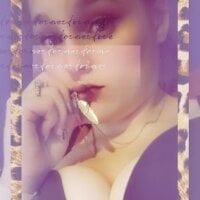 SexyBlonde1196's Profile Pic