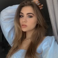 TiffanyyBrown's Offline Chat Room