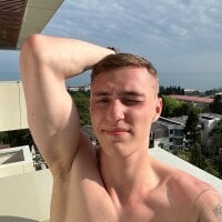 crazybottom99 avatar