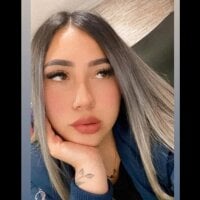 غرفة دردشة Manuelaa_ دون اتصال