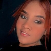 isabella_noa's Offline Chat Room