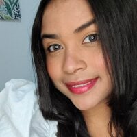 lucia_sweet08's Avatar Pic