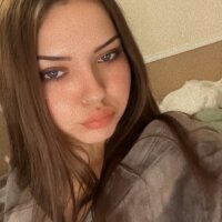 hannahluvrene webcam model