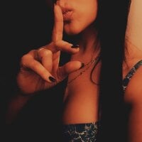 Foxy-Milfy webcam model