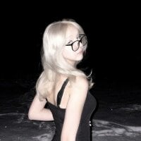 LatrinaNivala Adlı Modelin Avatarı