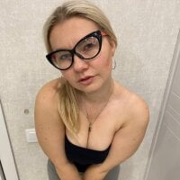 MilanaSwan_ webcam model