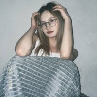 CarlyHiggons webcam model