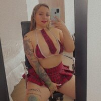 Annie_foxxx_ fully nude on webcam for live porn video chat