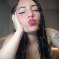 vale_r- webcam model