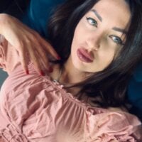 DaryaBloom webcam model