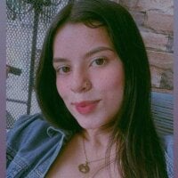 Martina_submissive's Offline Chat Room