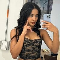 Brunette_Kash webcam model