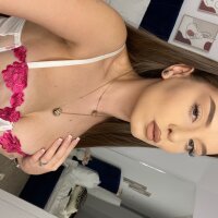 MallorieSteele Offline Chatraum