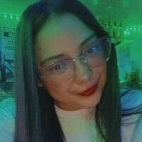 Naylasantos webcam model