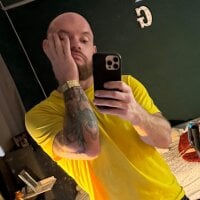 BearChubby300 webcam model