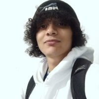 Christopher_Kwi's Offline Chat Room