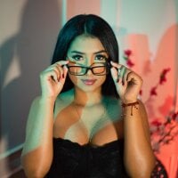 SalomeeBell model avatar