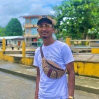 El_PoRNoGRaFiCo32's Offline Chat Room