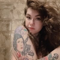 Snapshot of JennKenobi live cam