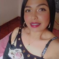 julianasexsj Adlı Modelin Çevrimdışı Sohbet Odası