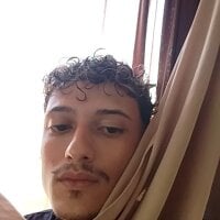 BellaMalvadeza8 webcam