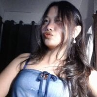 Enchant_mia webcam model