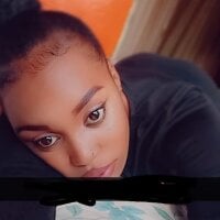 RinahAffie's Avatar Pic
