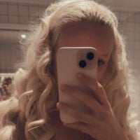 isabellcandie's Avatar Pic