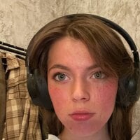 CutieAnny webcam model