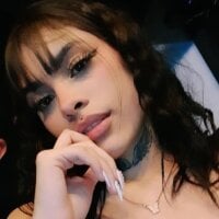 EmmyJones_ webcam model