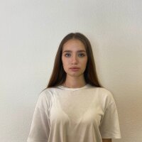 VikaElliott Adlı Modelin Çevrimdışı Sohbet Odası