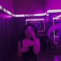 غرفة دردشة Claire_Carter دون اتصال