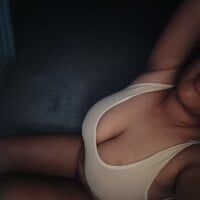Ruhi2003Live Webcam