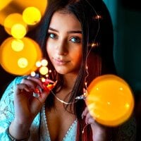 leah_garner's Offline Chat Room