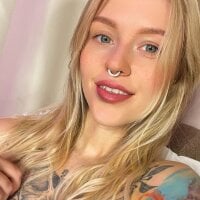 _SweetFox_Live Webcam