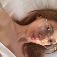 iam_scarllet webcam model