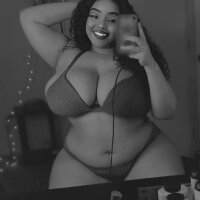 Caramelbarrbie_'s Offline Chat Room