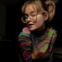 MansiGlei's Offline Chat Room