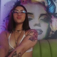 Emily_22xLive Webcam