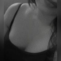 Slutty_V's Avatar Pic